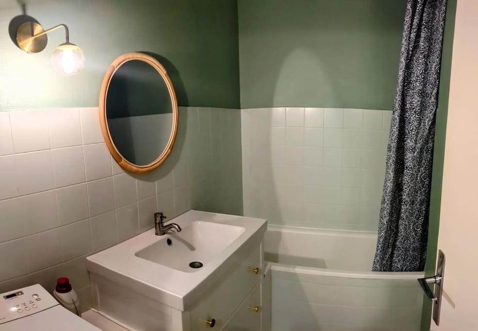 Bulle Cosy Apartment มงต์เปอลิเยร์ ภายนอก รูปภาพ