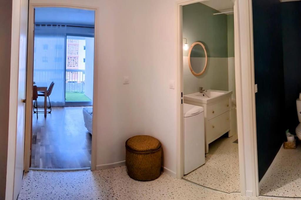 Bulle Cosy Apartment มงต์เปอลิเยร์ ภายนอก รูปภาพ